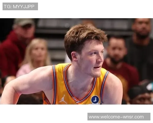 克尼佩尔表现平平却助力球队胜利8投4中仅得10分1板6助正负值高达23 克尼佩尔表现平平却助力球队胜利8投4中仅得10分1板6助正负值高达23